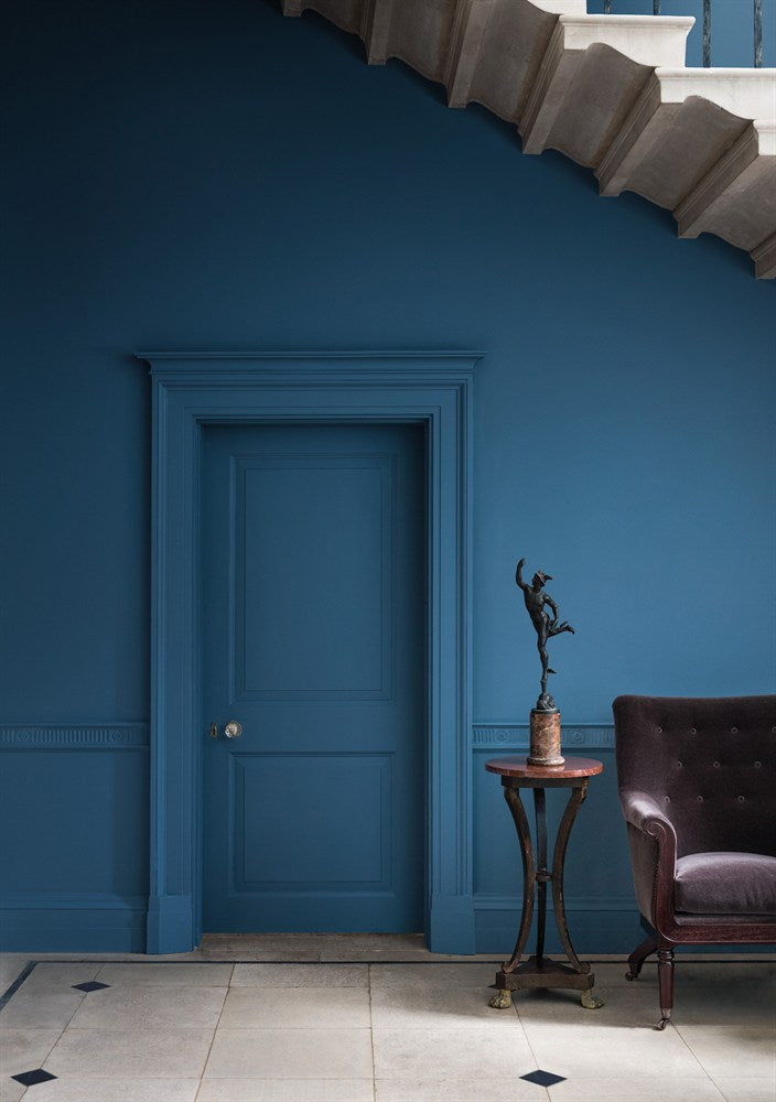Paint & Paper Library Blue Blood 668 lifestyle – Blue Blood