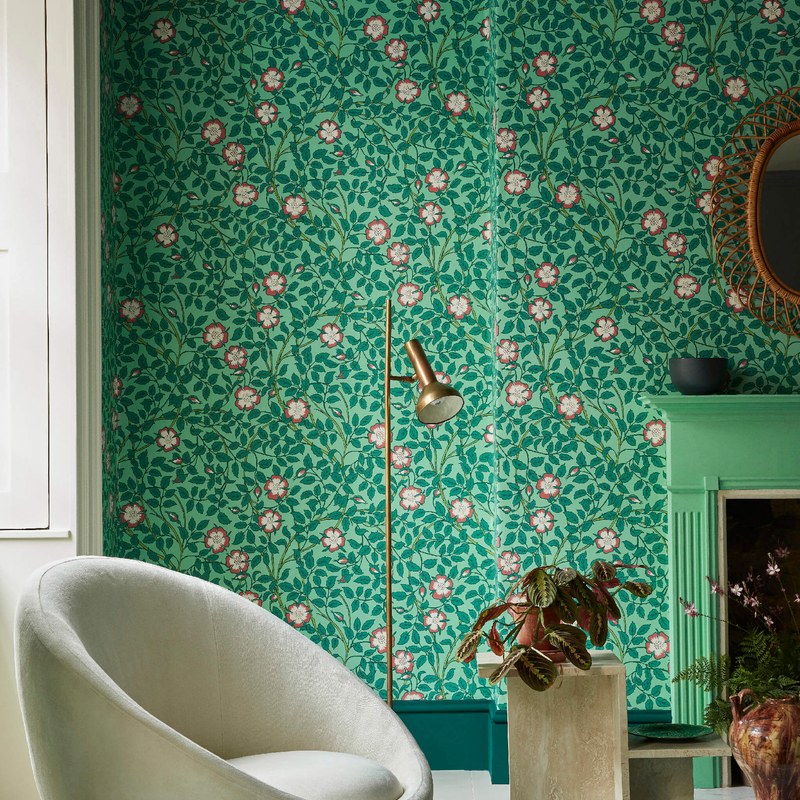 Little Greene Briar Rose wallpaper — lifestyle image 07