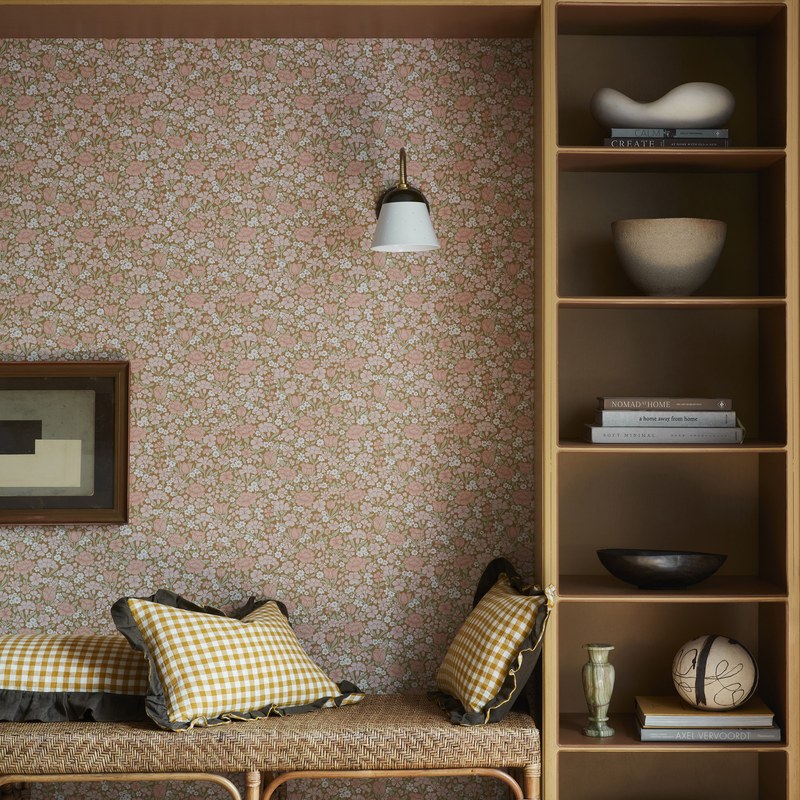 Little Greene Spring Flowers wallpaper in Bombolone — room view