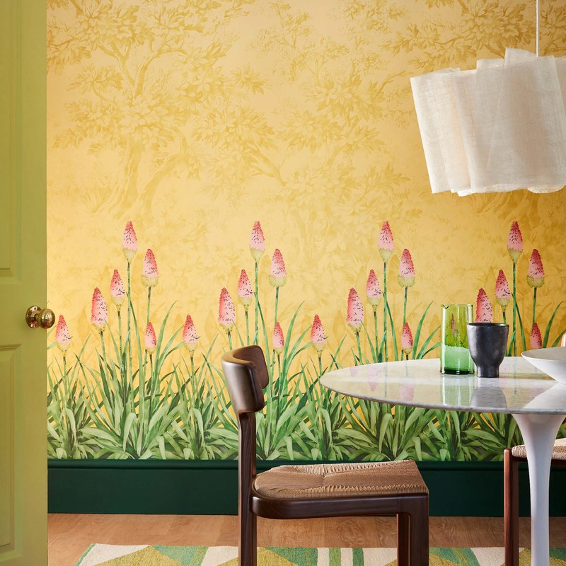 Little Greene Upper Brook St. wallpaper — lifestyle image 12