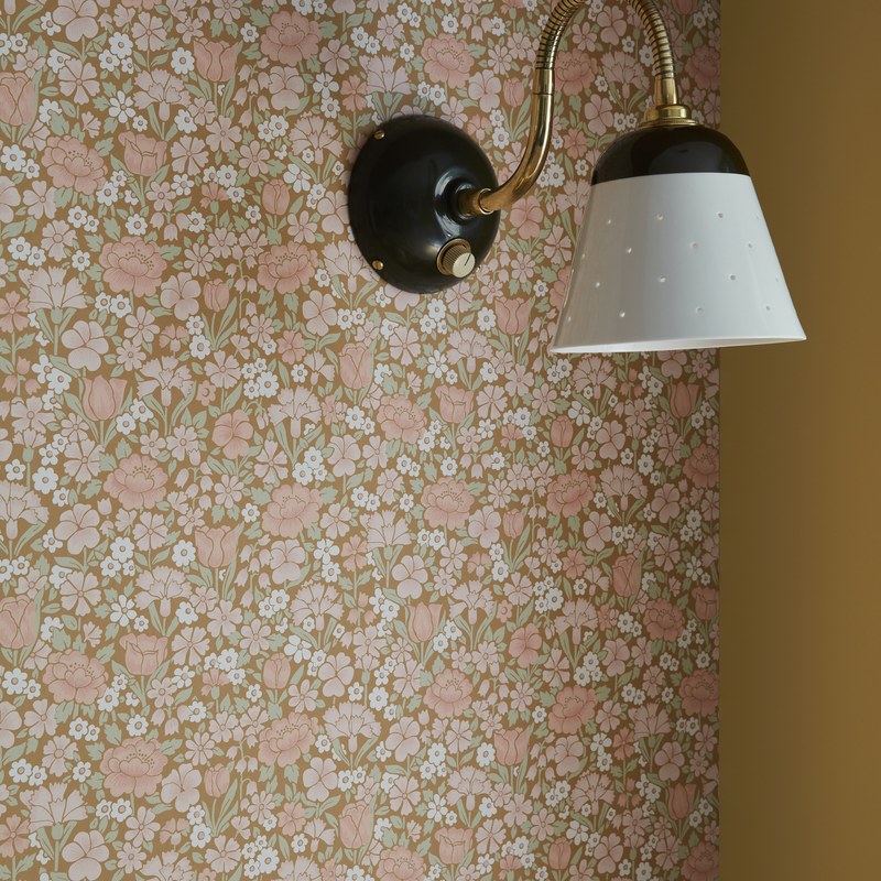 Little Greene Spring Flowers wallpaper in Bombolone — detail