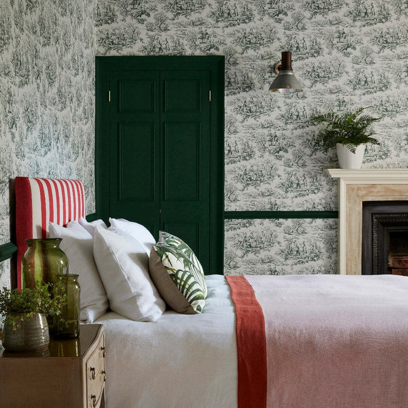 Little Greene Lovers' Toile wallpaper — lifestyle image 13