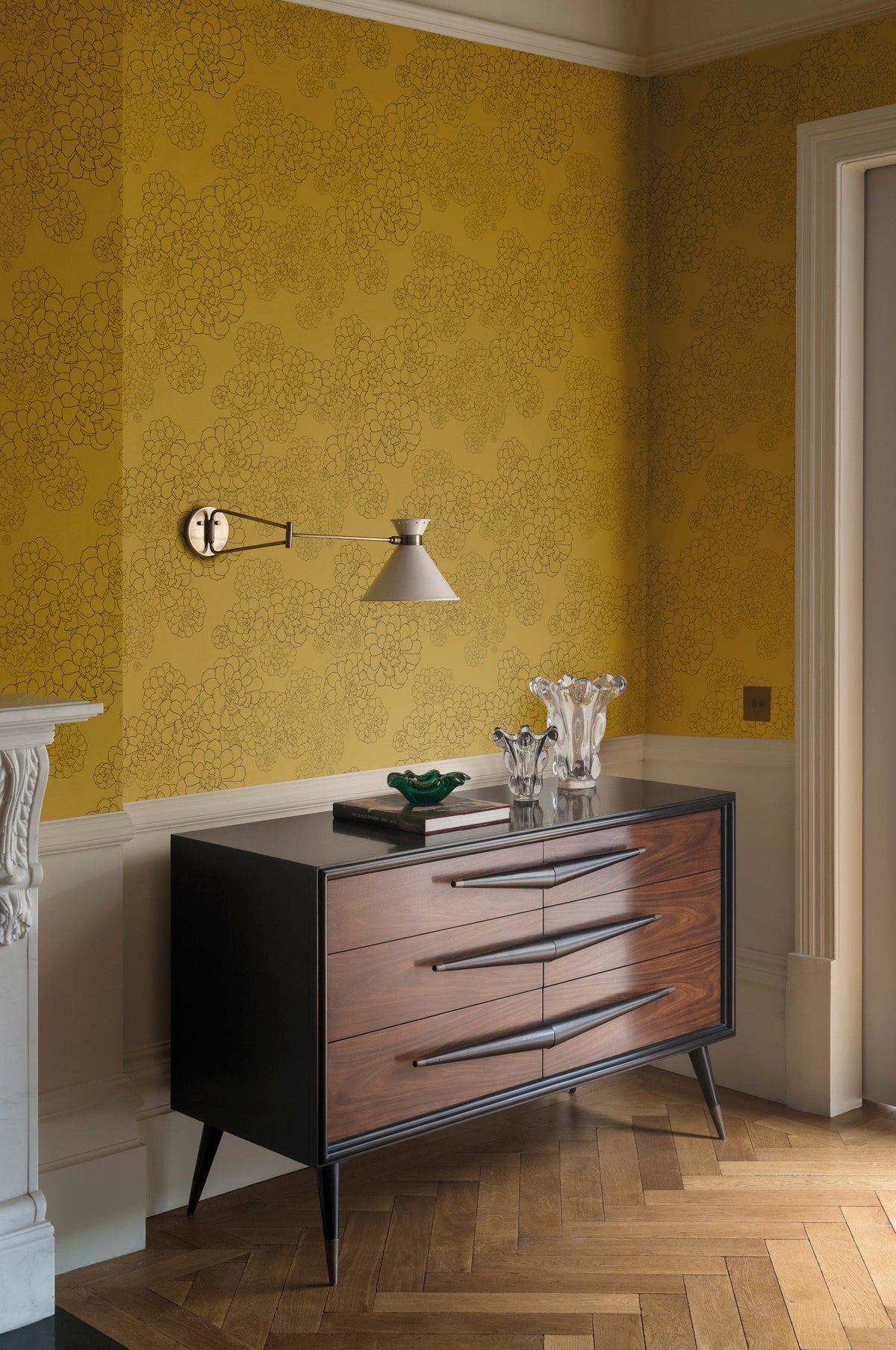 Paint & Paper Library Aeonium wallpaper lifestyle image 3