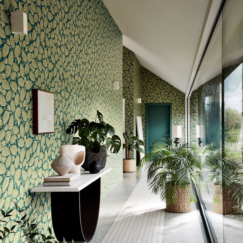 Little Greene Beech Nut wallpaper — lifestyle image 19