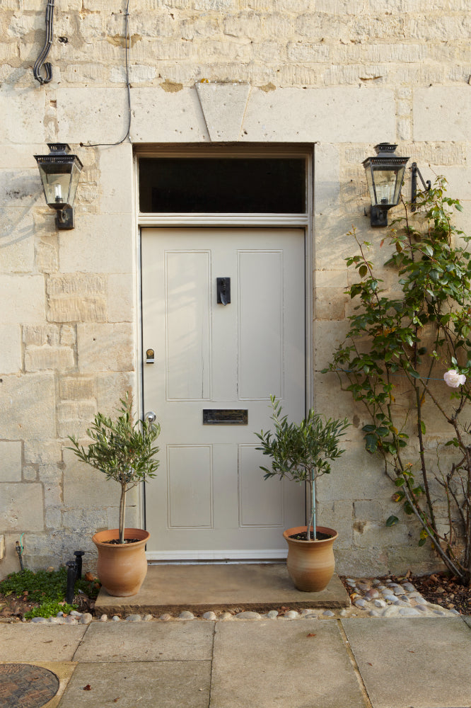 Farrow & Ball Stony Ground 211