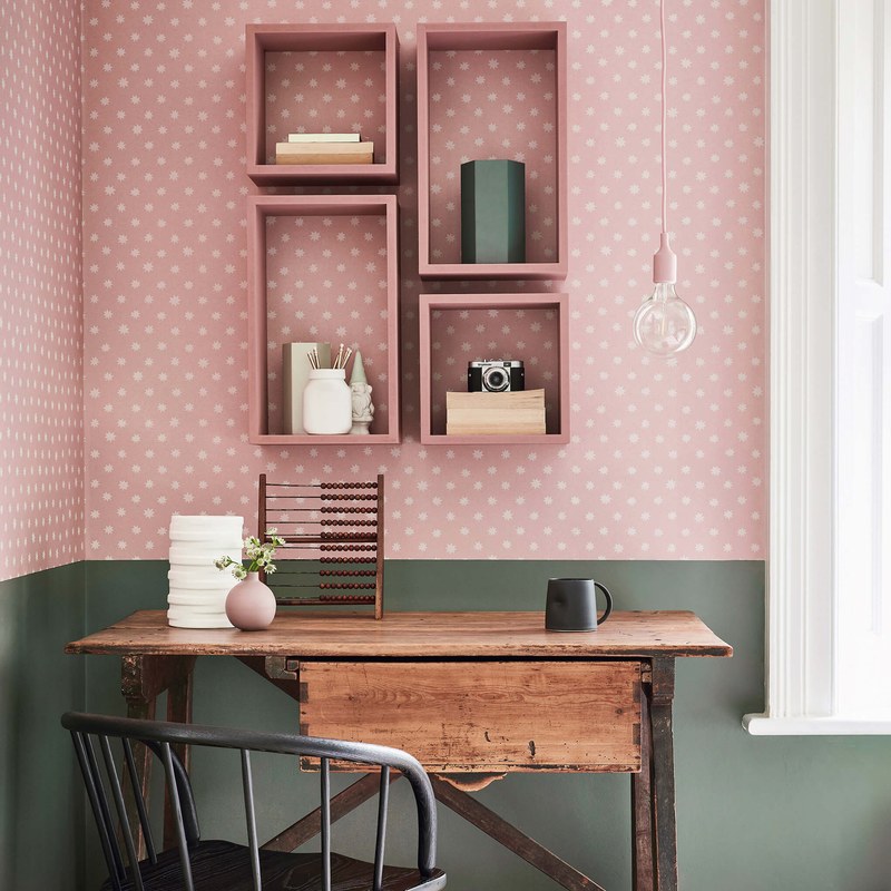 Little Greene Lower George St. wallpaper in Carousel — room view