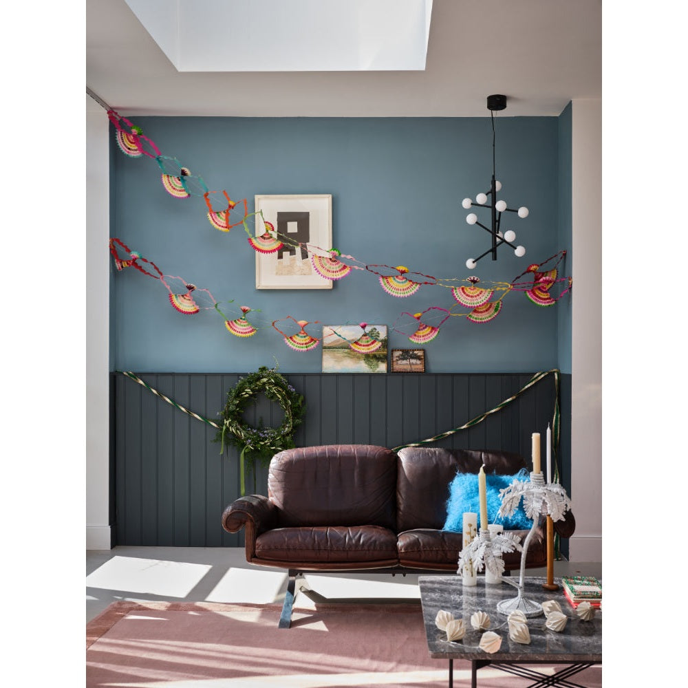 Farrow & Ball Selvedge No.306 and Hopper Head No.305 paint in a lifestyle setting