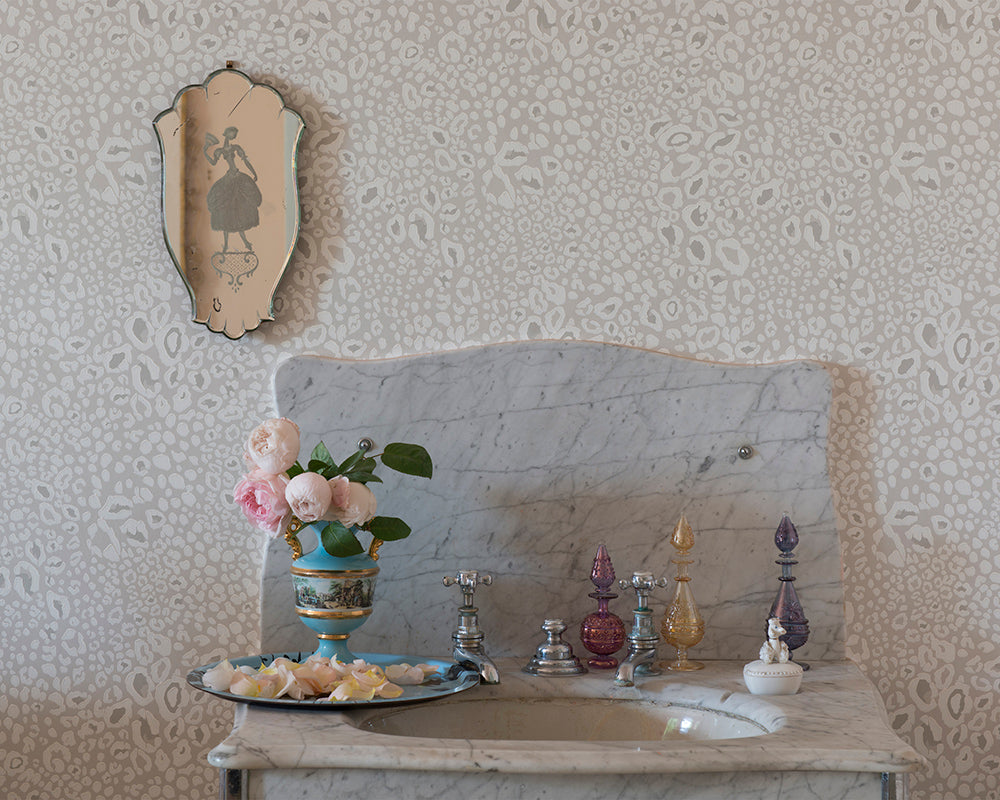 Farrow & Ball Ocelot Wallpaper room inspiration 3