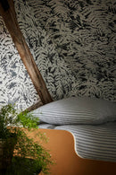 Little Greene Middle Buff 122