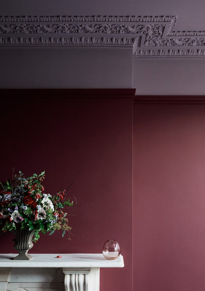 Paint & Paper Library Grenache 372 lifestyle – Grenache, Lady Char's Lilac Detail Ceiling