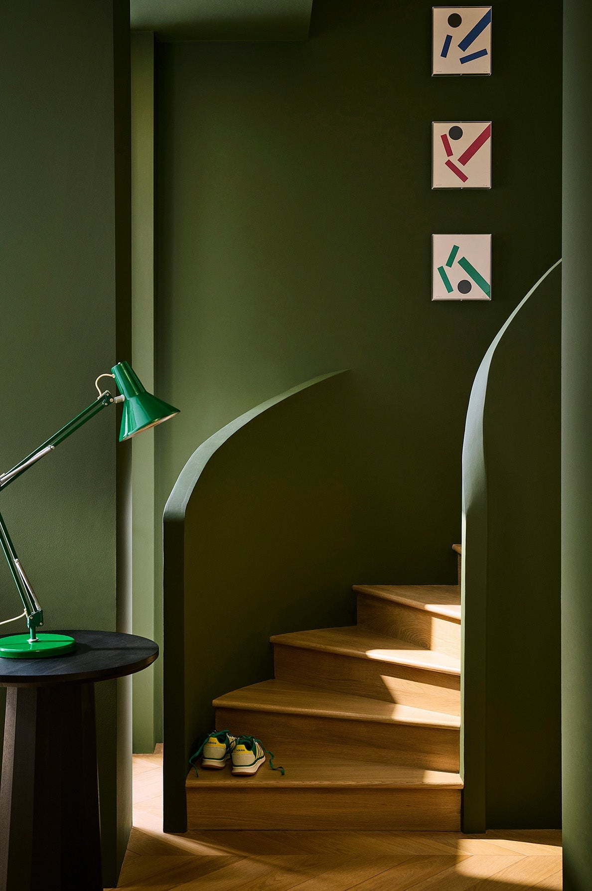 Little Greene Oilcloth 362 lifestyle image