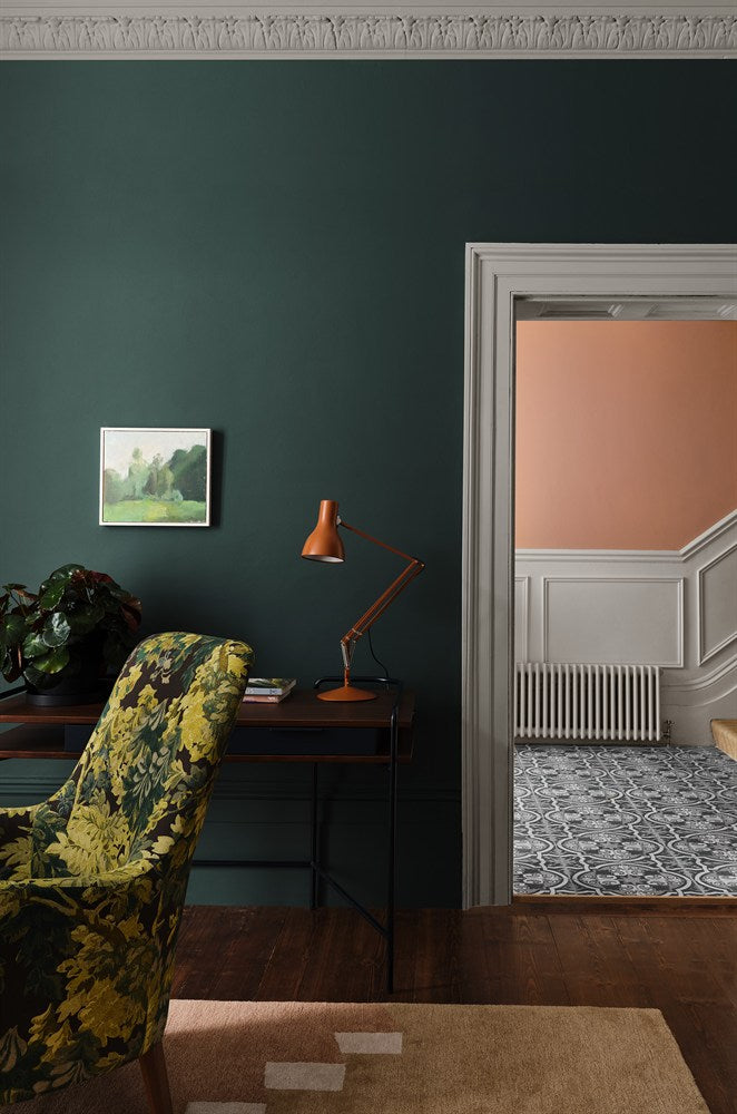 Paint & Paper Library Slate IV 164 lifestyle – Nori, Roben's Honour, Slate IV, Slate III