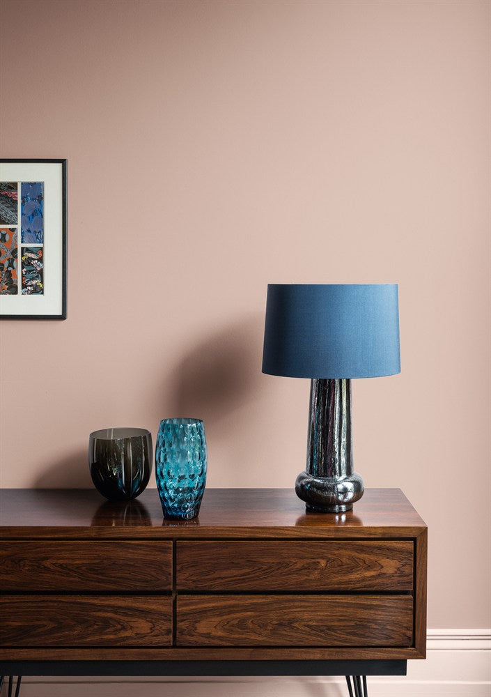Paint & Paper Library Plaster II 402 lifestyle – Plaster V, Plaster II