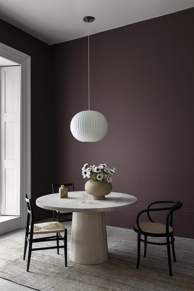 Paint & Paper Library Plum Brandy 341 lifestyle – Plum Brandy, Masque