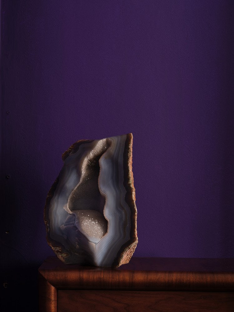 Paint & Paper Library Purple Azurite 715 lifestyle – Purple Azurite - Jewel