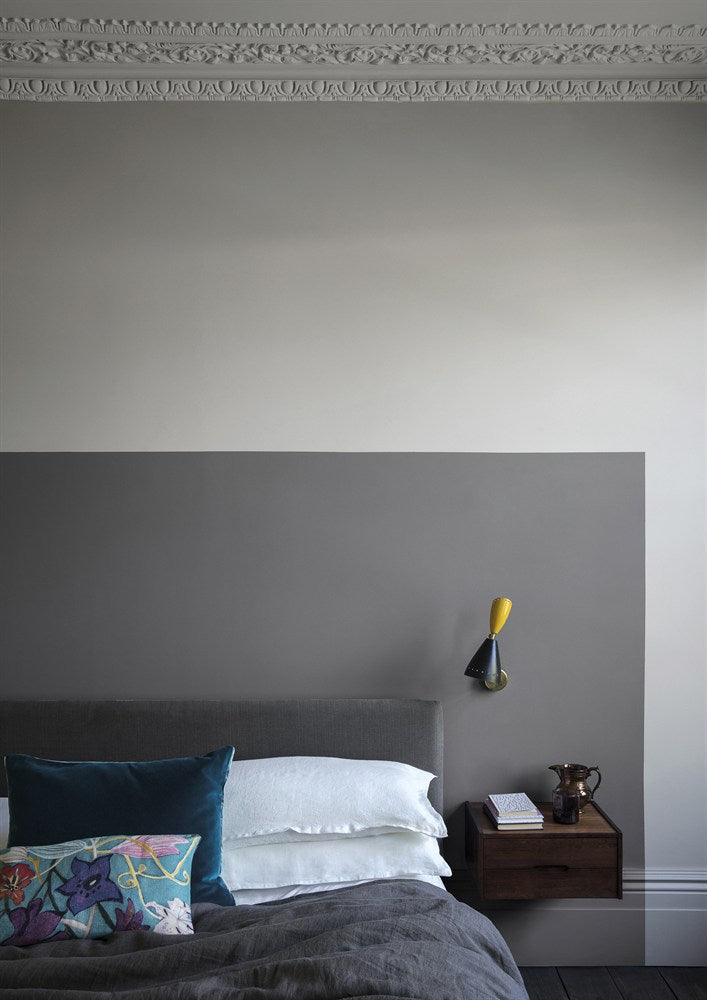 Paint & Paper Library Sharkskin 168 lifestyle – Slate II, IV, Sharkskin