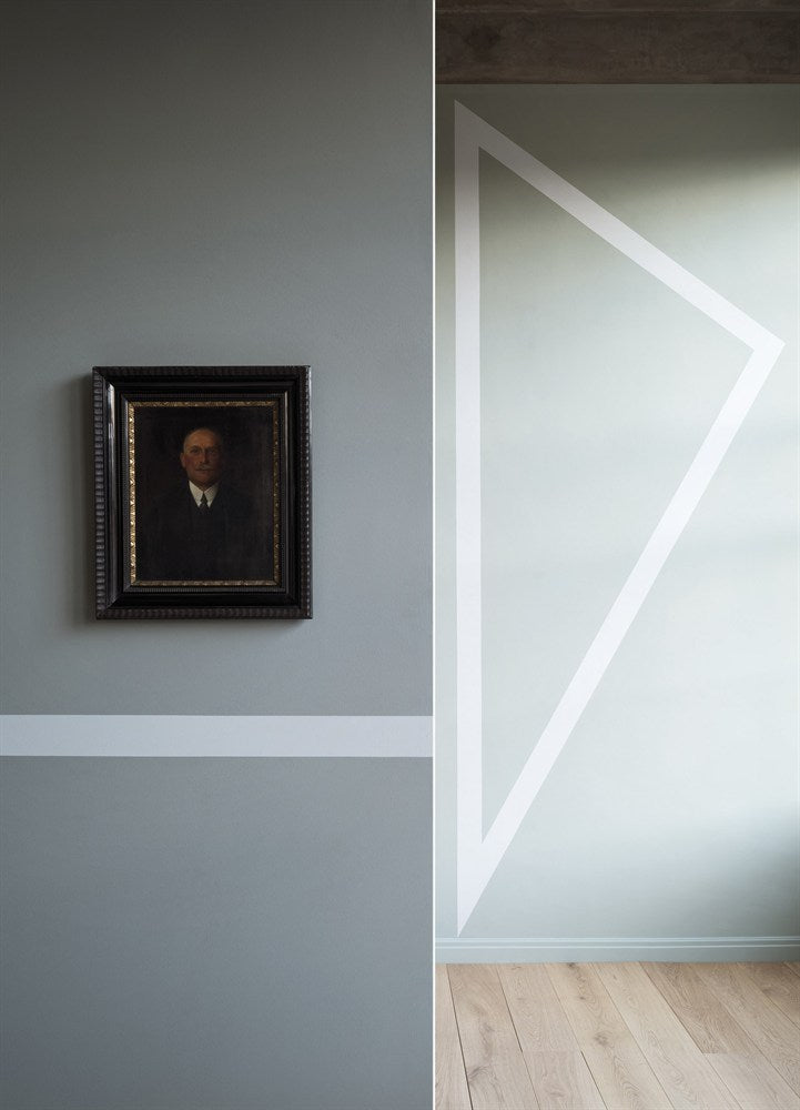 Paint & Paper Library Sobek 587 lifestyle – Sobek, Steel III, Steel I Detail