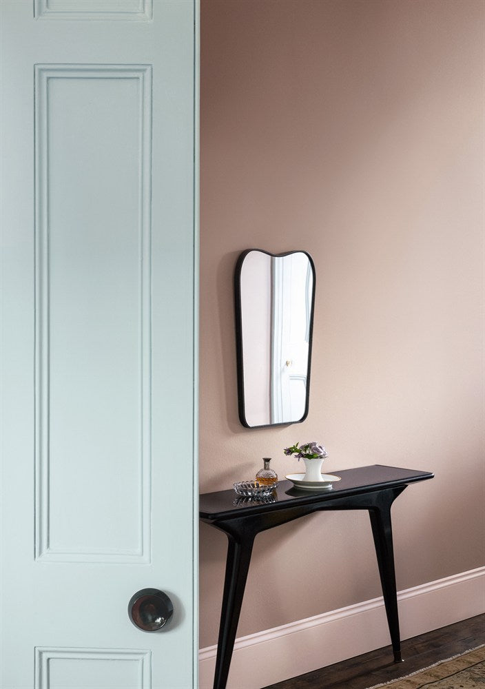 Paint & Paper Library Plaster V 405 lifestyle – Spur, Plaster V, Plaster II