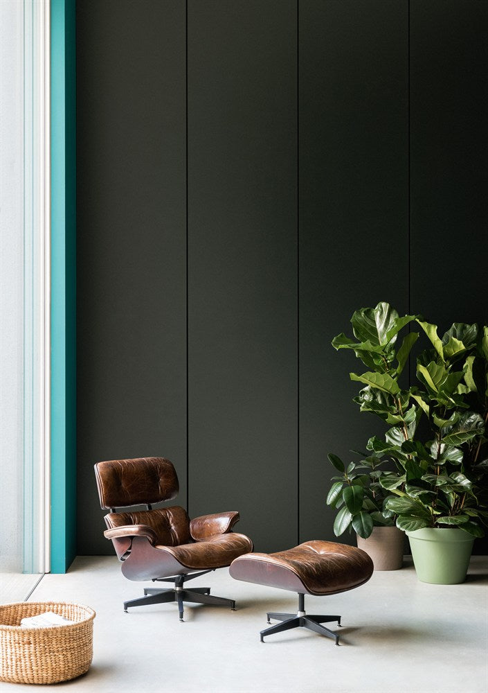Paint & Paper Library Stable Green 554 lifestyle – Stable Green, Teal