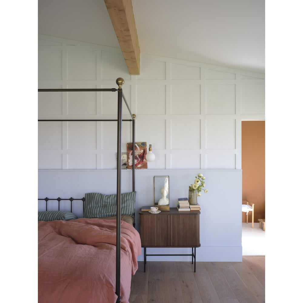 Farrow & Ball Kakelugn No.317 paint in a lifestyle setting