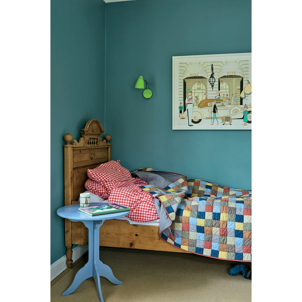 Farrow & Ball Oval Room Blue No.85 paint in a lifestyle setting