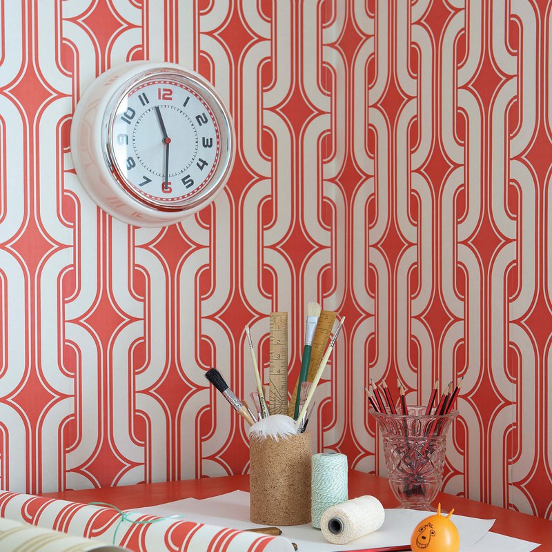 Little Greene Lavaliers wallpaper in Atomic — detail