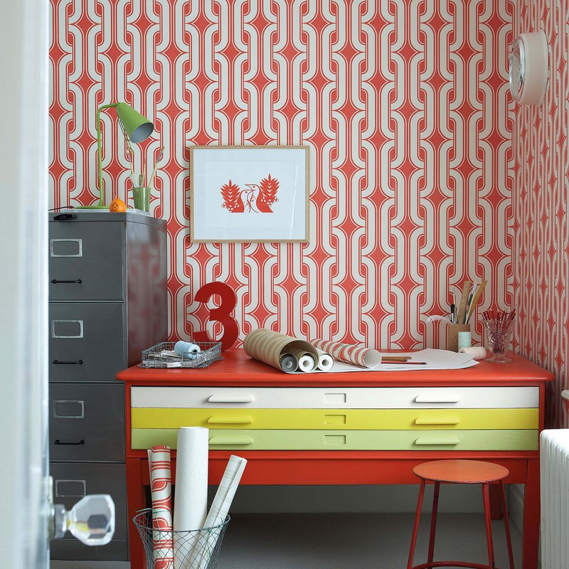 Little Greene Lavaliers wallpaper in Atomic — room view