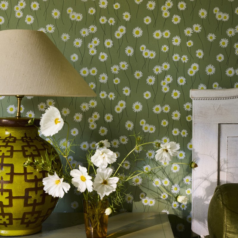 Little Greene Moon Daisies wallpaper in Garden — detail