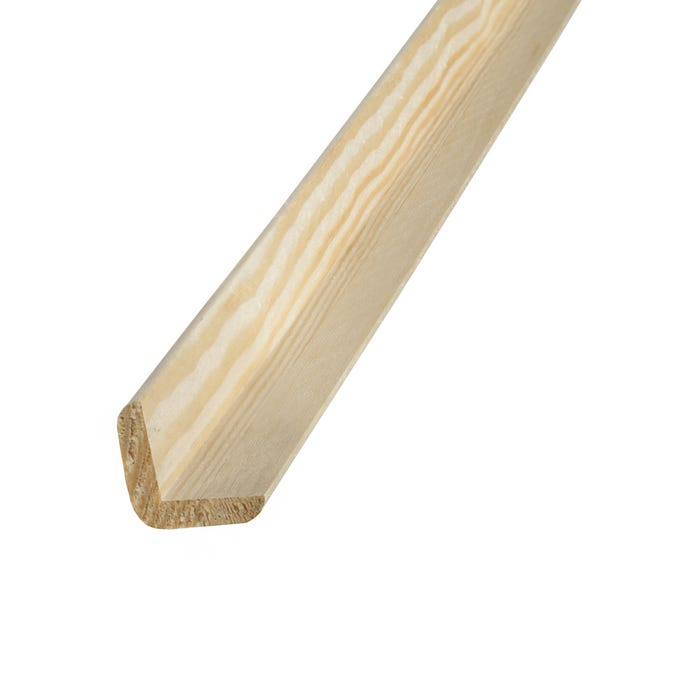 Pine Moulding Angle 27 x 27 2.4m