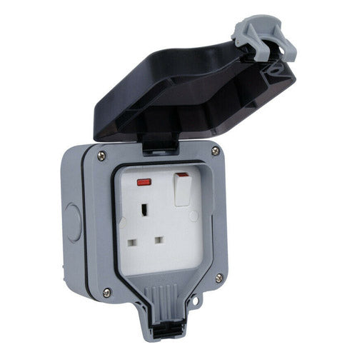 Single Switched 13 Amp Outdoor Socket